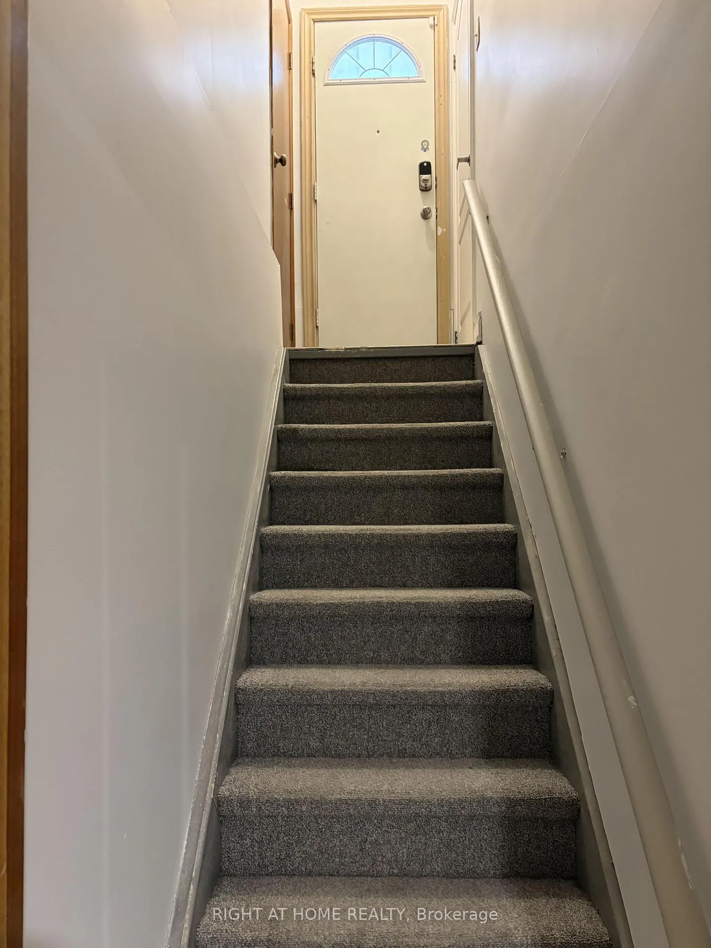 Photo 2 of 8469 Martin Grove Road E, Vaughan, West Woodbridge — HOMEH