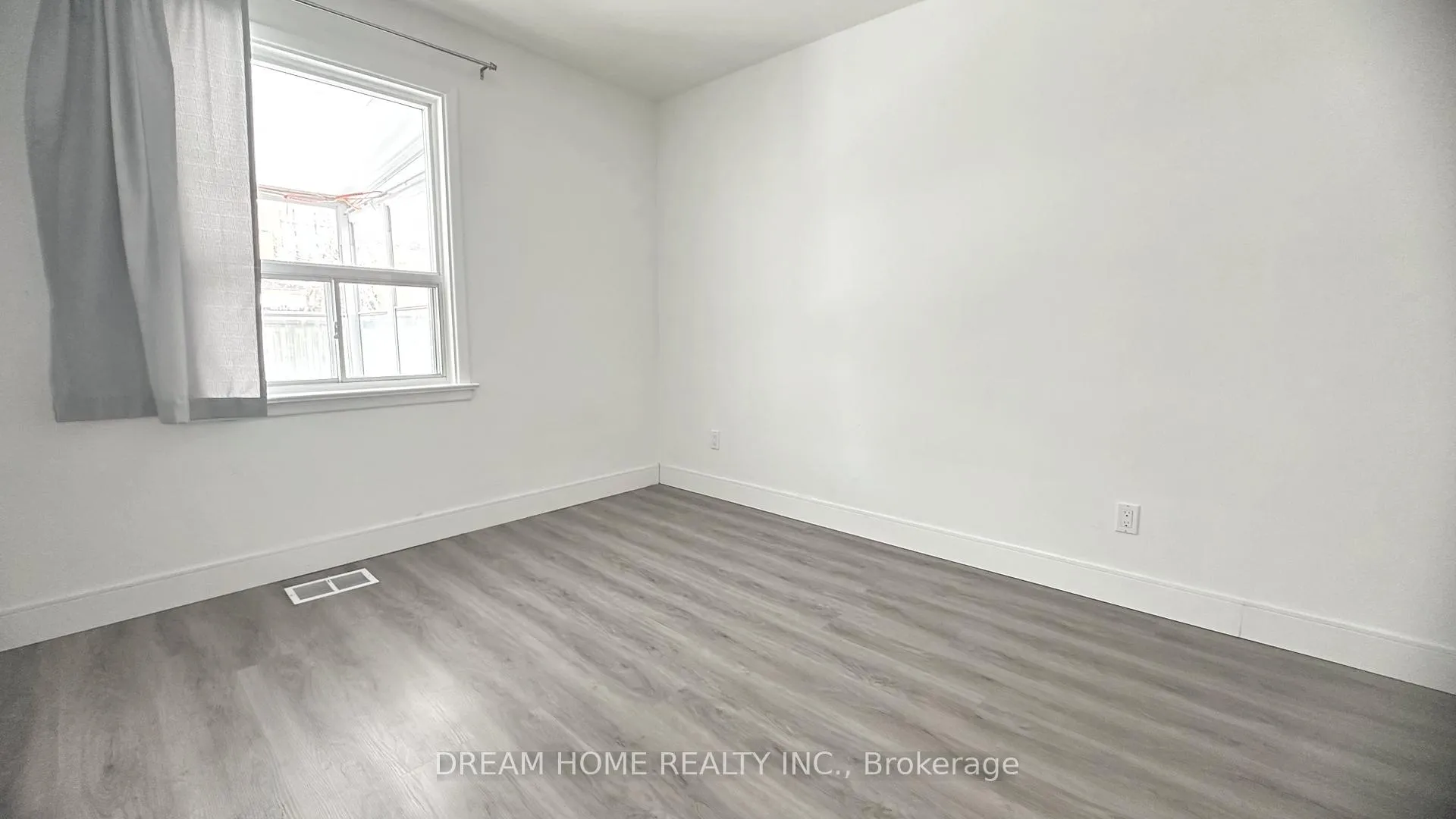 Photo 5 of Unit Main, 83 Cornwallis Drive, Scarborough, Dorset Park — HOMEH
