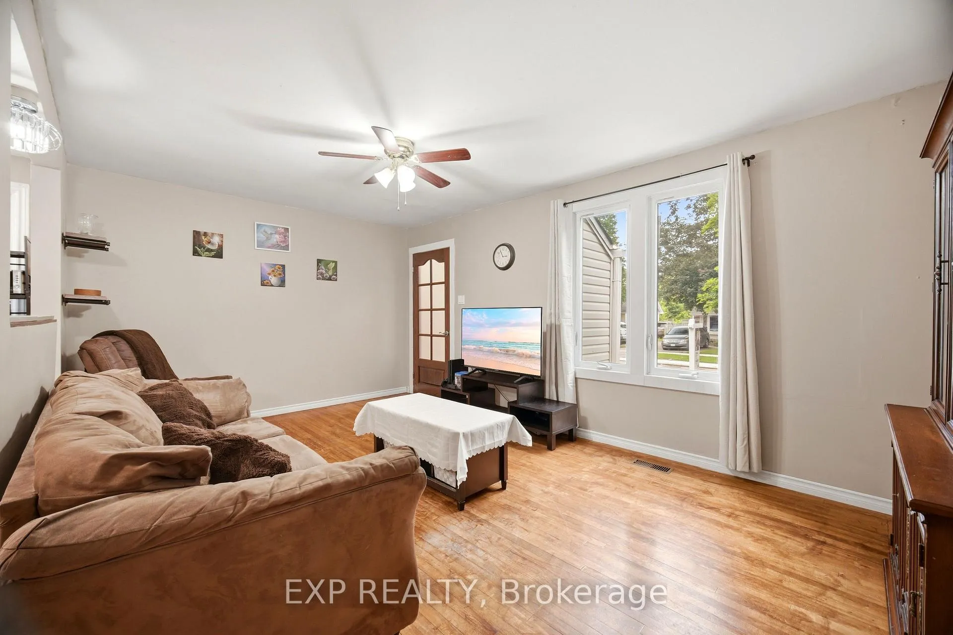 Photo 6 of 217 McDonald Boulevard, Halton Hills, Acton — HOMEH