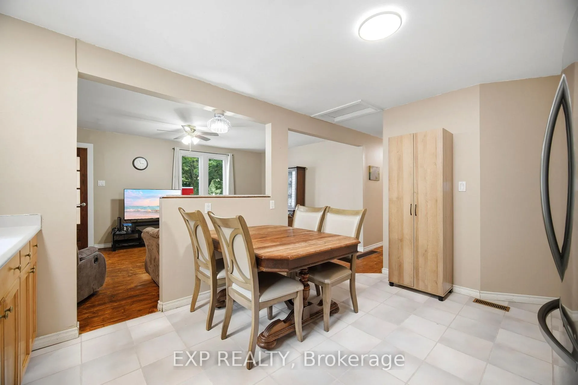 Photo 10 of 217 McDonald Boulevard, Halton Hills, Acton — HOMEH