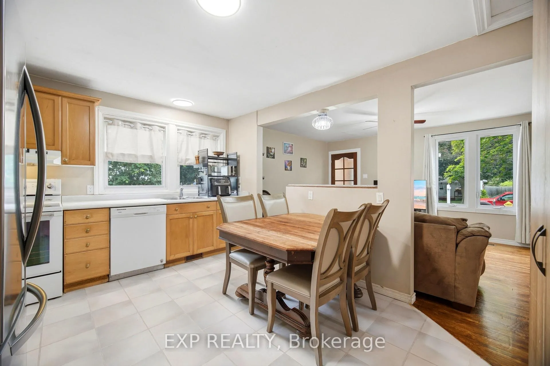 Photo 12 of 217 McDonald Boulevard, Halton Hills, Acton — HOMEH