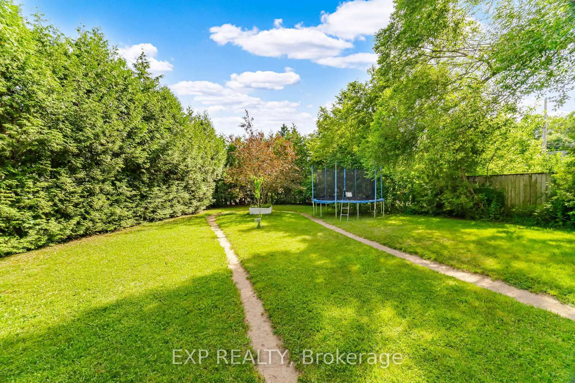 Photo 32 of 217 McDonald Boulevard, Halton Hills, Acton — HOMEH