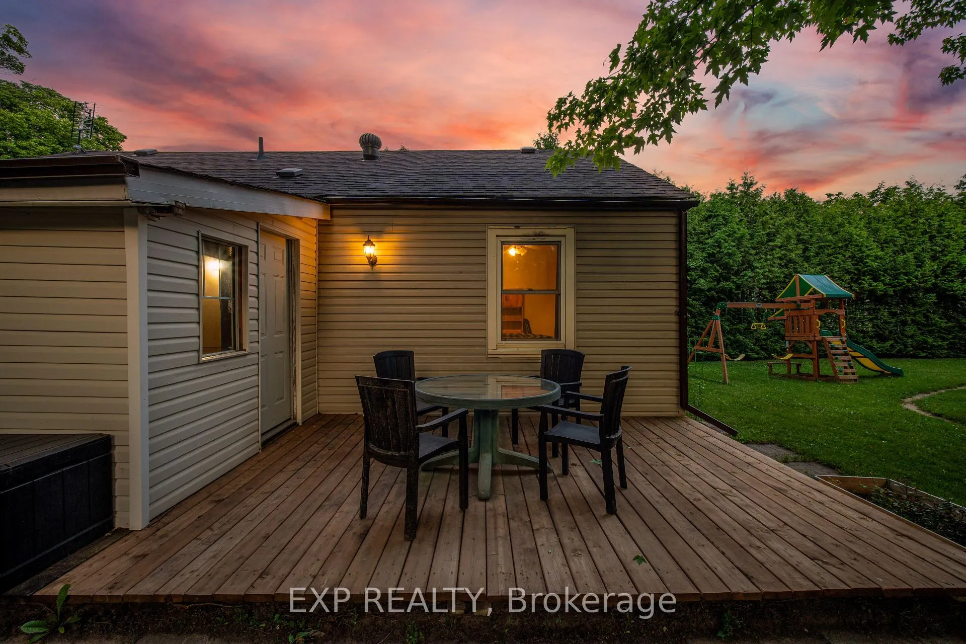 Photo 35 of 217 McDonald Boulevard, Halton Hills, Acton — HOMEH