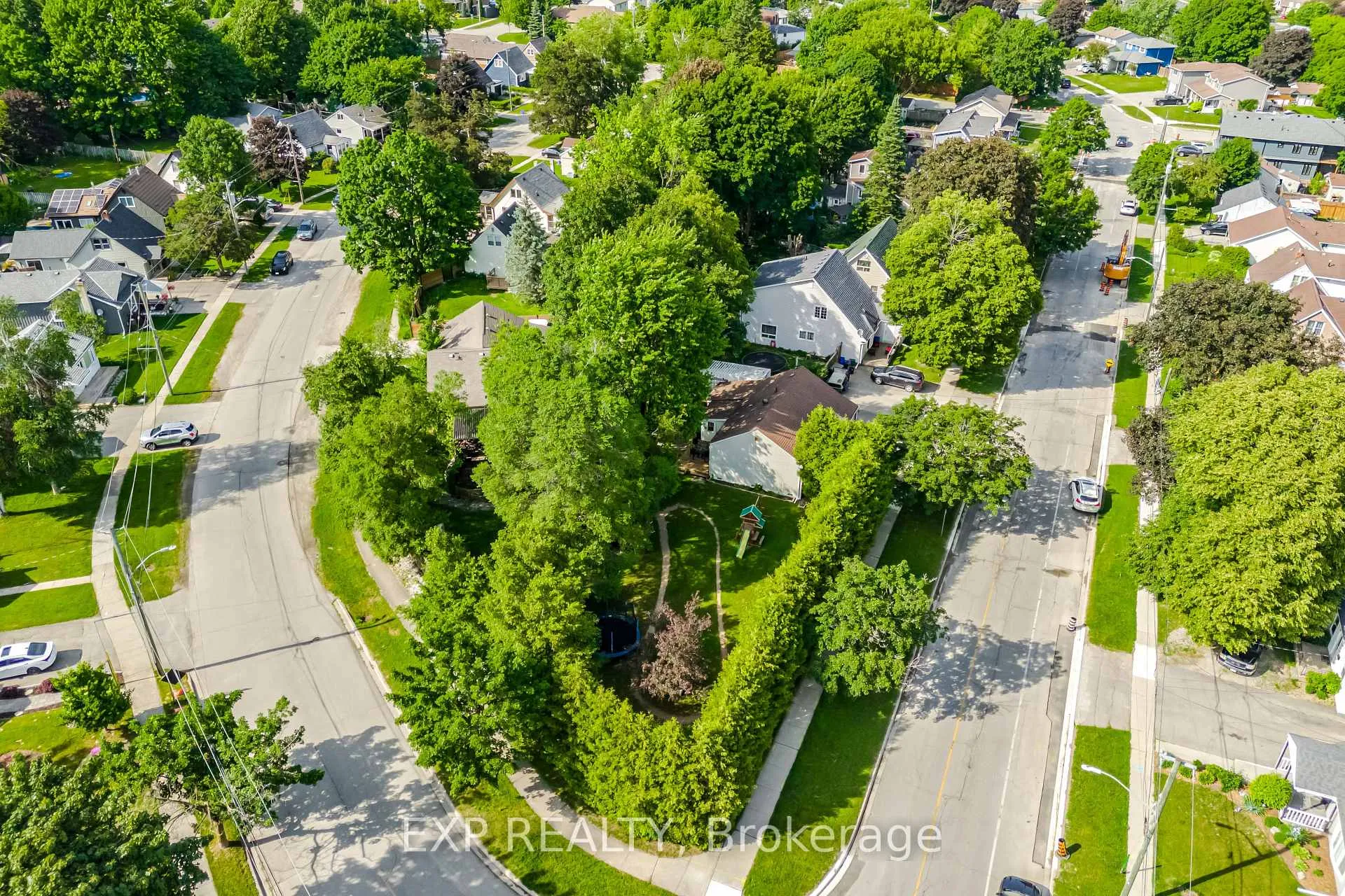 Photo 39 of 217 McDonald Boulevard, Halton Hills, Acton — HOMEH