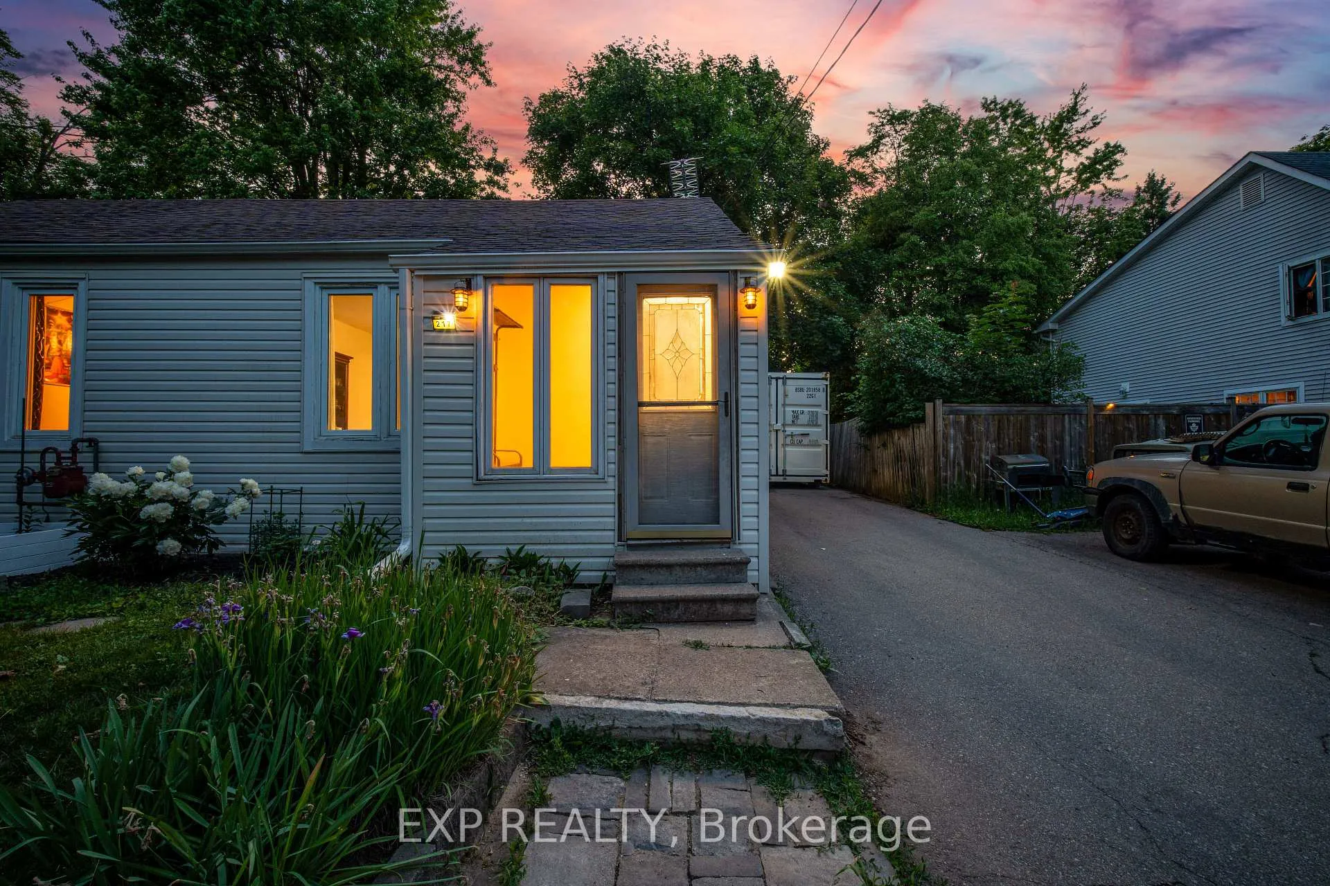 Photo 40 of 217 McDonald Boulevard, Halton Hills, Acton — HOMEH