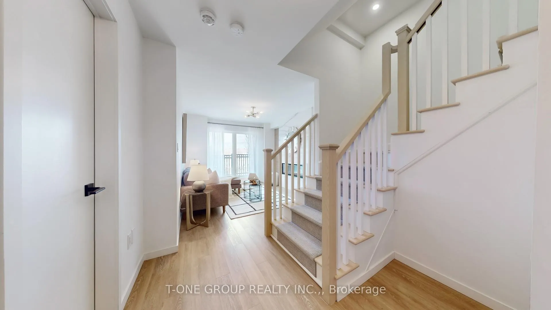 Photo 9 of 20 Pantheon Lane, Markham, Wismer — HOMEH