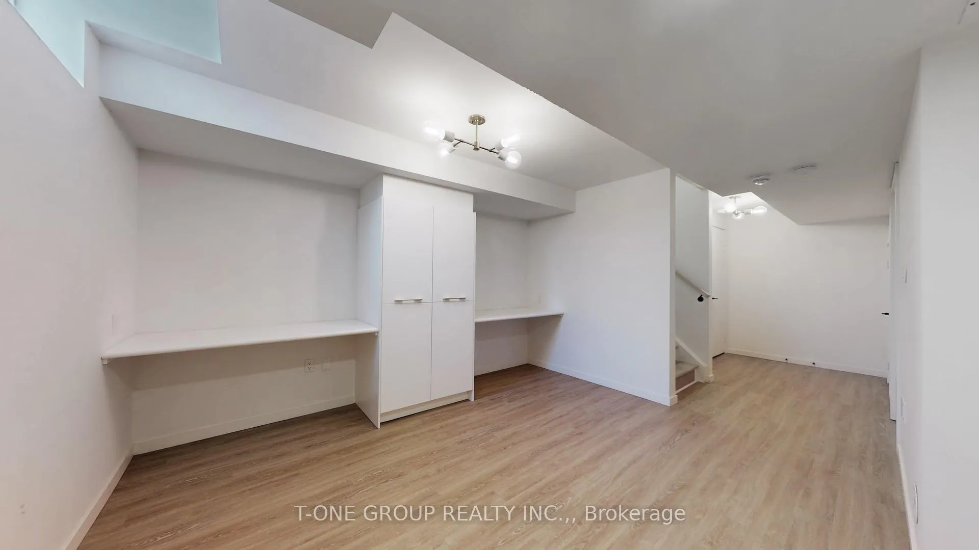 Photo 29 of 20 Pantheon Lane, Markham, Wismer — HOMEH