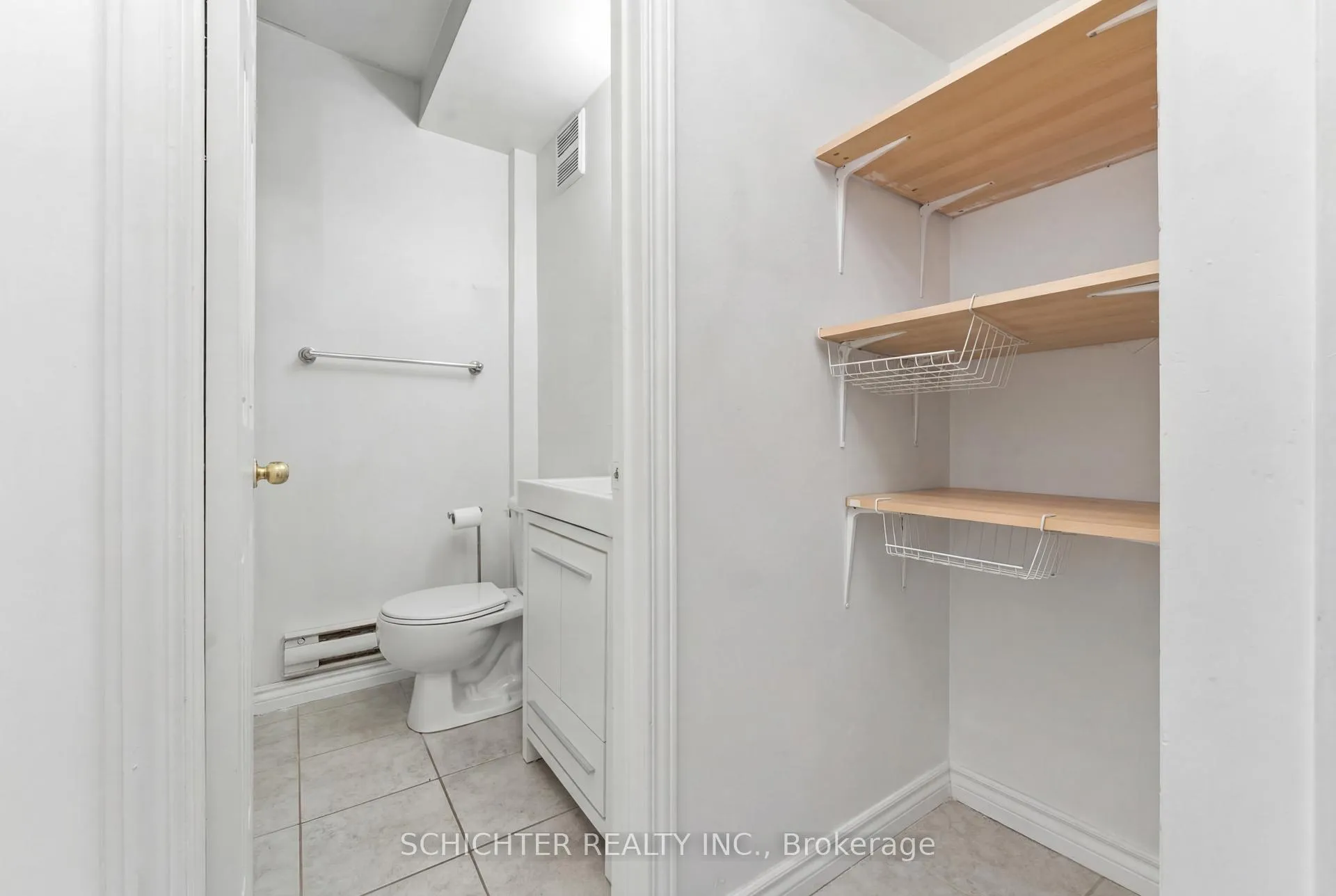 Photo 4 of Unit 3, 705 Vaughan Road, Toronto, Oakwood Village — HOMEH