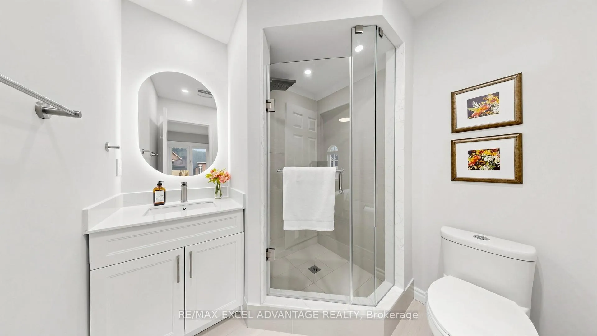 Photo 16 of 12 Azalea Gateway, Markham, Commerce Valley — HOMEH