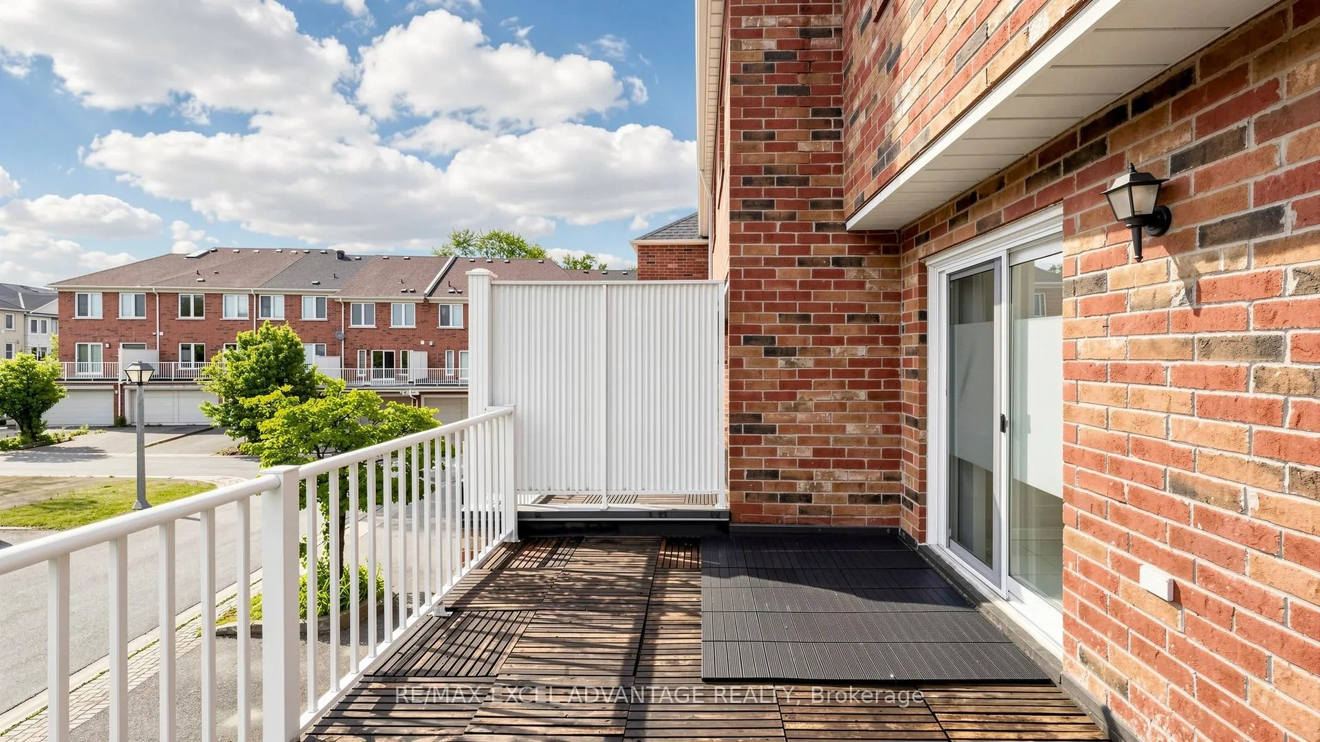 Photo 27 of 12 Azalea Gateway, Markham, Commerce Valley — HOMEH
