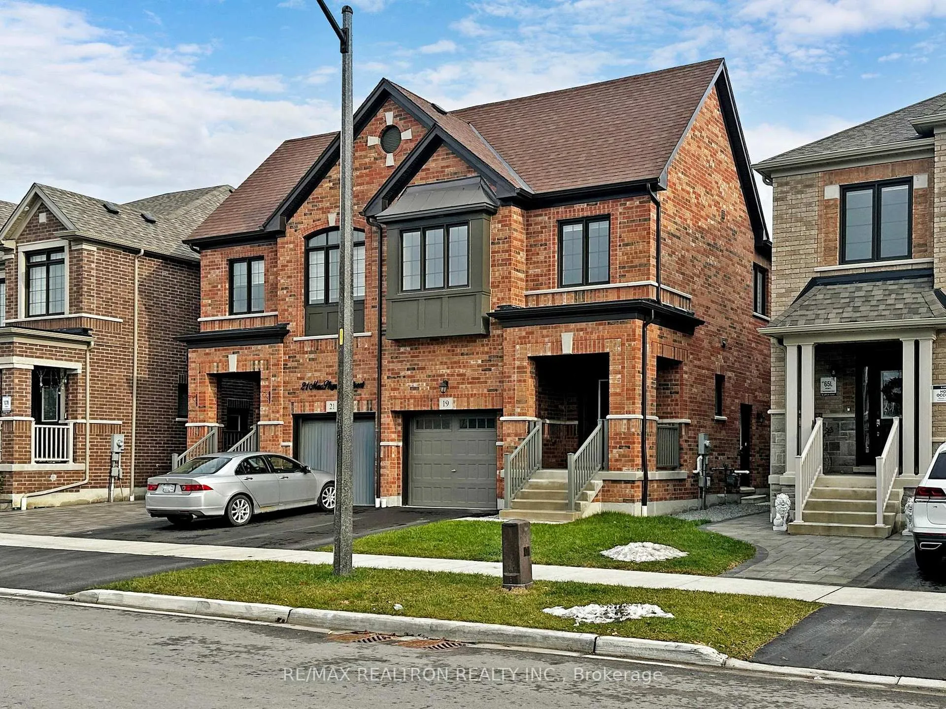 Front of Unit BSMT, 19 Macpherson Street