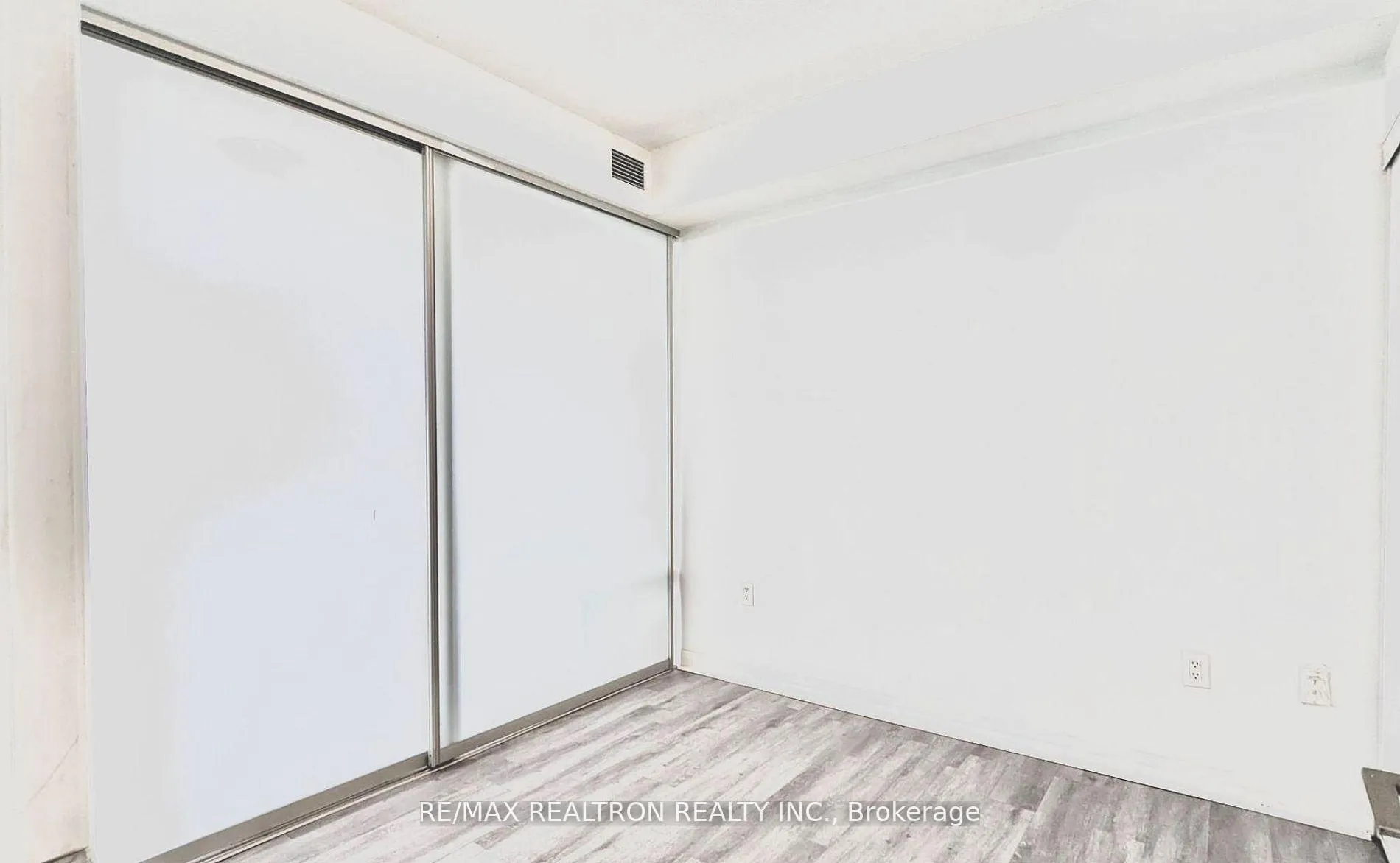 Photo 11 of Unit 714, 25 Cole Street, Toronto, Regent Park — HOMEH