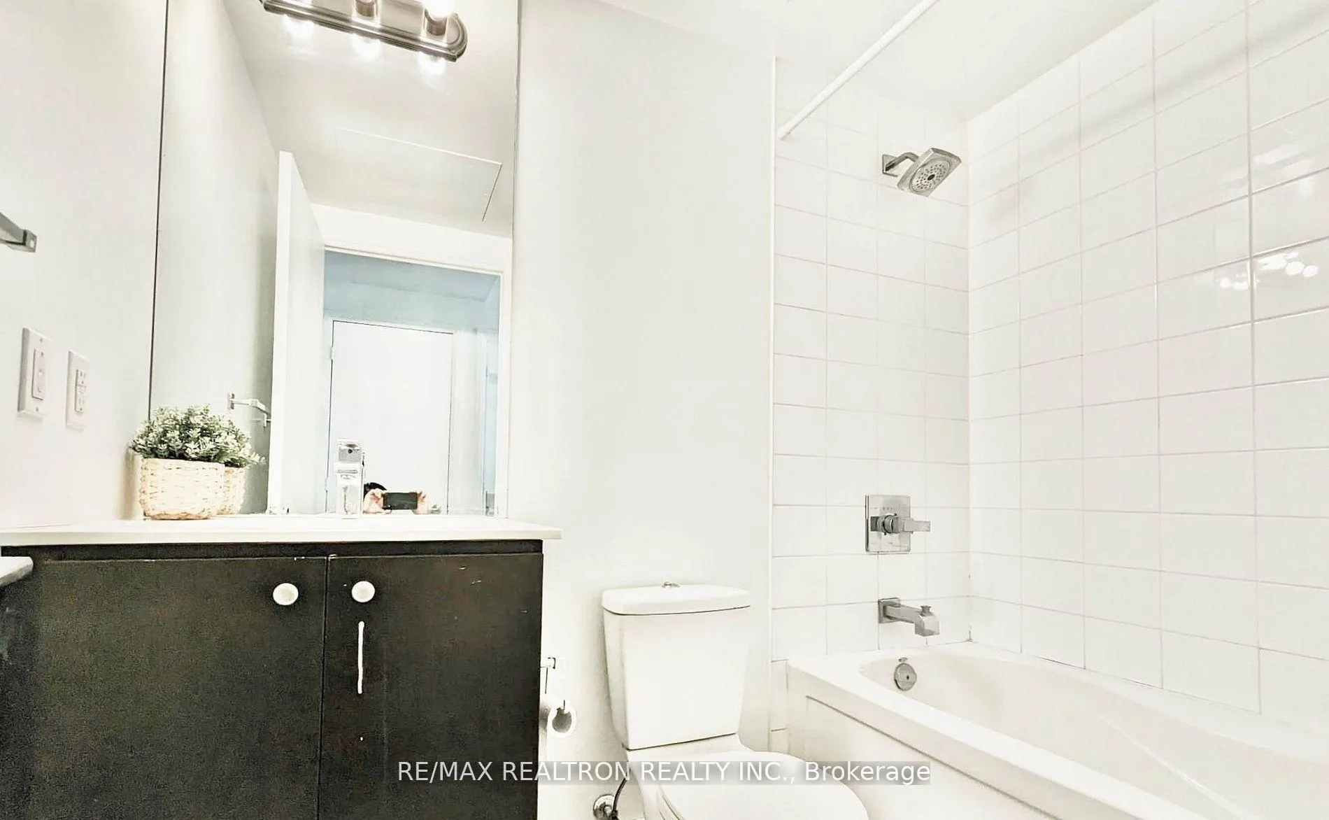 Photo 12 of Unit 714, 25 Cole Street, Toronto, Regent Park — HOMEH
