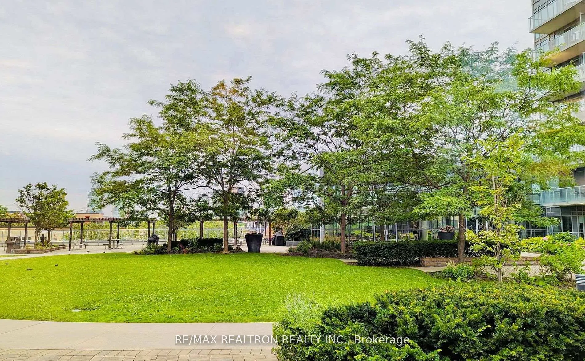 Photo 18 of Unit 714, 25 Cole Street, Toronto, Regent Park — HOMEH