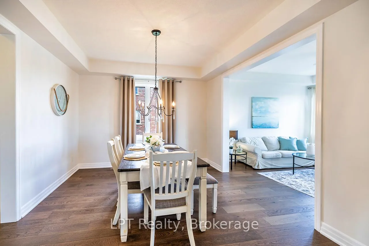 Photo 9 of 35 Purdy Place, Clarington, Bowmanville — HOMEH