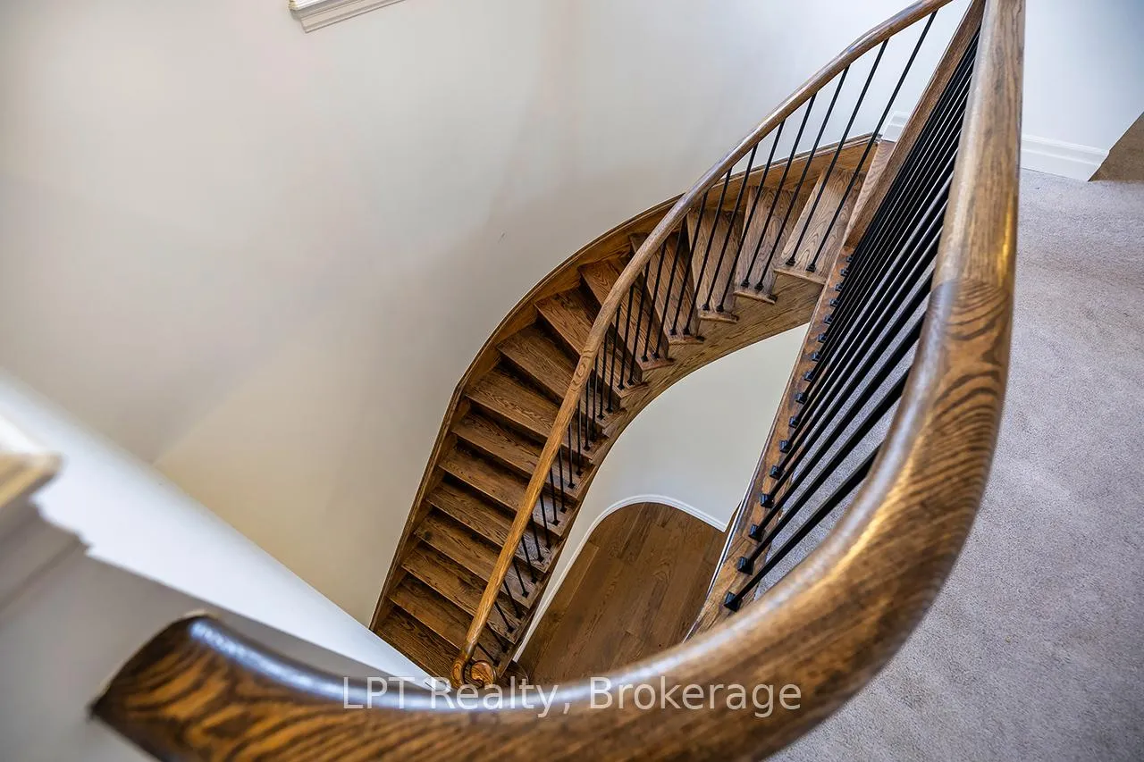 Photo 13 of 35 Purdy Place, Clarington, Bowmanville — HOMEH