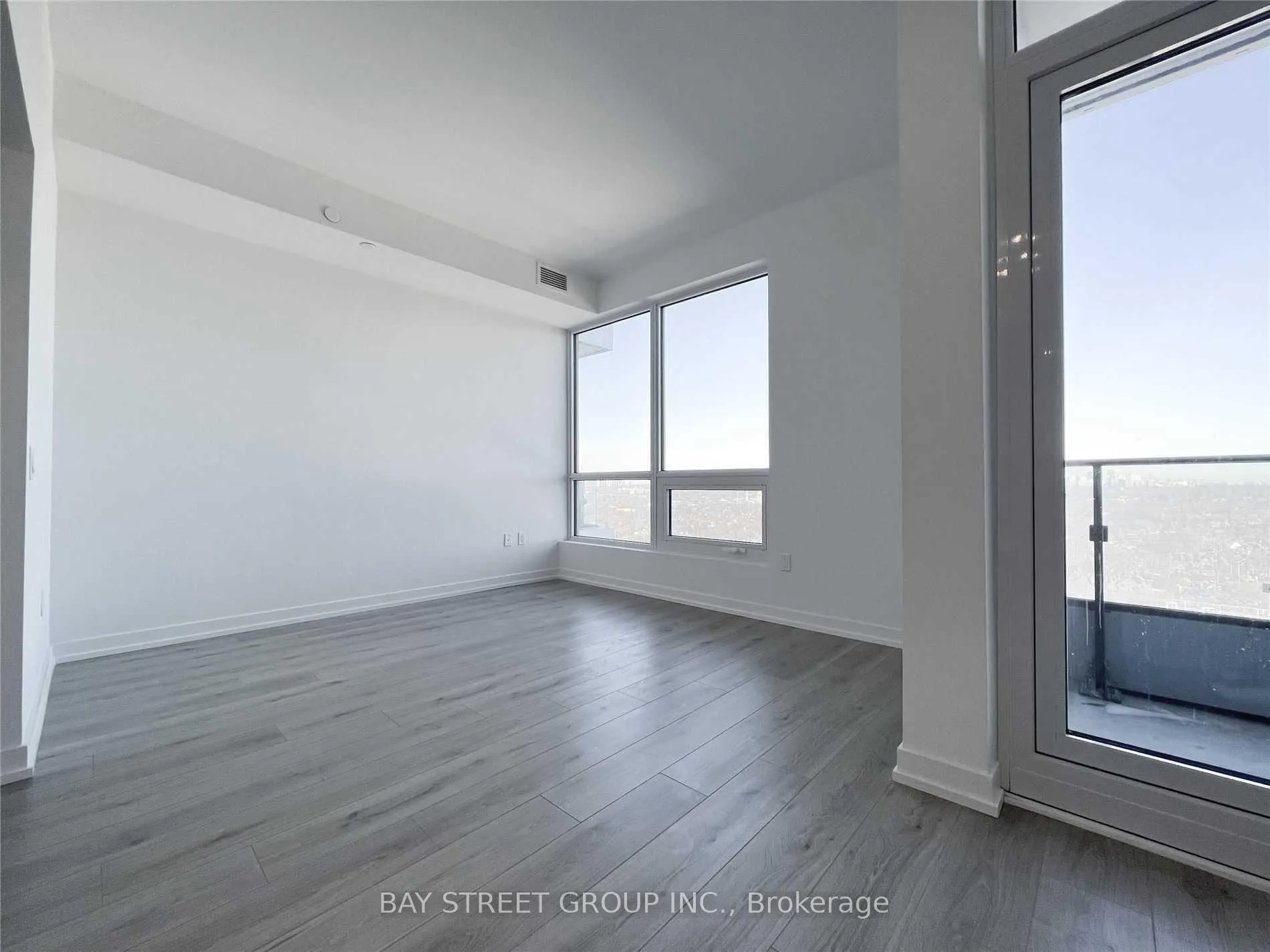 Photo 10 of Unit 4906, 395 Bloor Street E, Toronto, North St. James Town — HOMEH