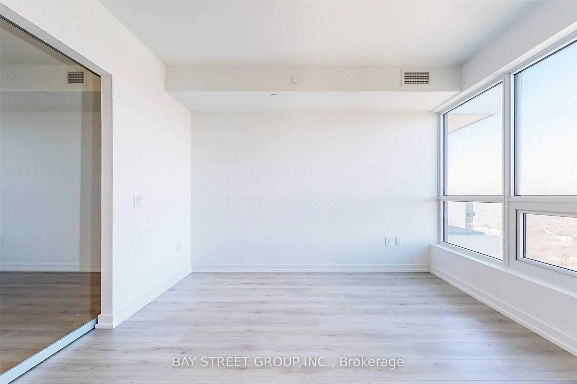 Photo 12 of Unit 4906, 395 Bloor Street E, Toronto, North St. James Town — HOMEH
