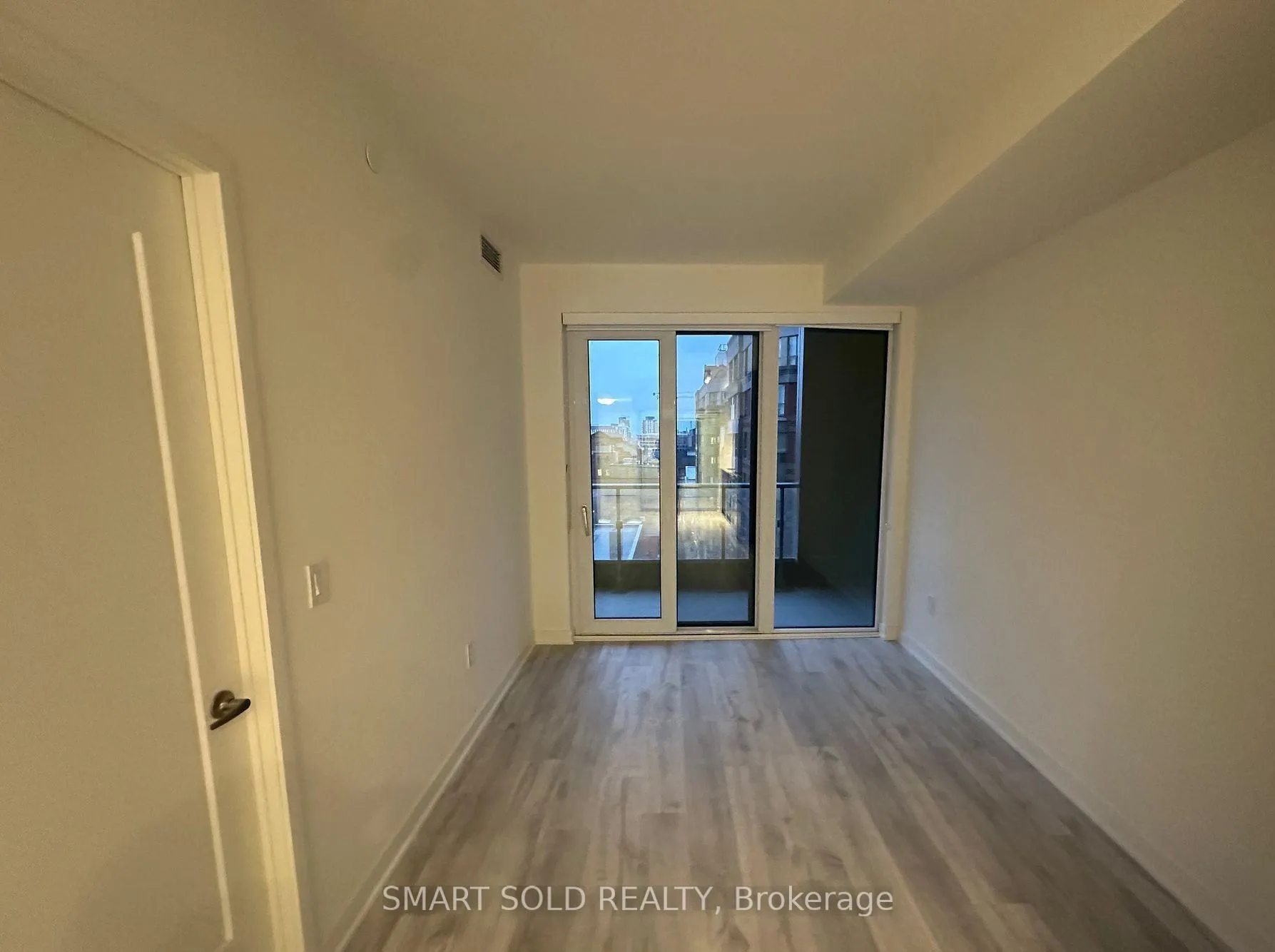 Photo 10 of Unit 607 E, 70 Princess Street E, Toronto, Waterfront Communities — HOMEH