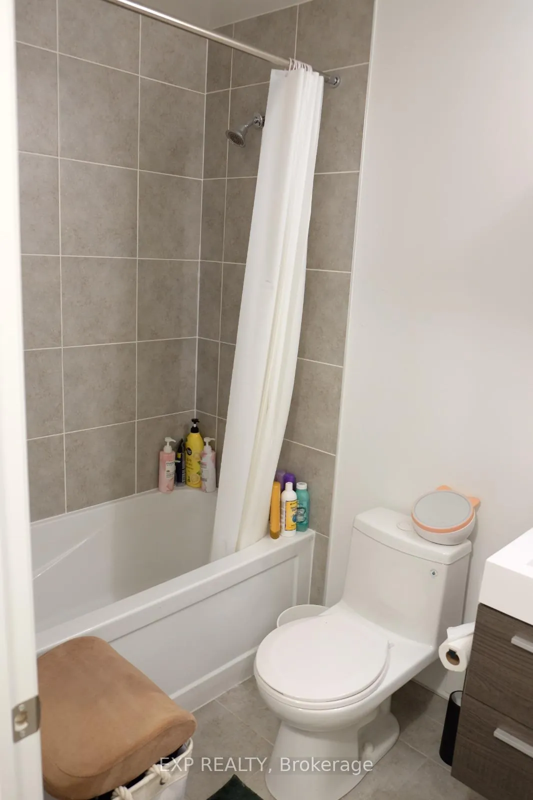 Photo 9 of Unit 510, 18 Rouge Valley Drive, Markham, Unionville — HOMEH