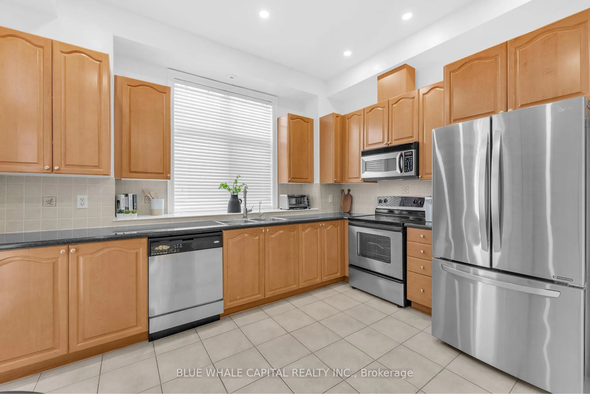 Photo 15 of 5 Legends Way, Markham, Unionville — HOMEH