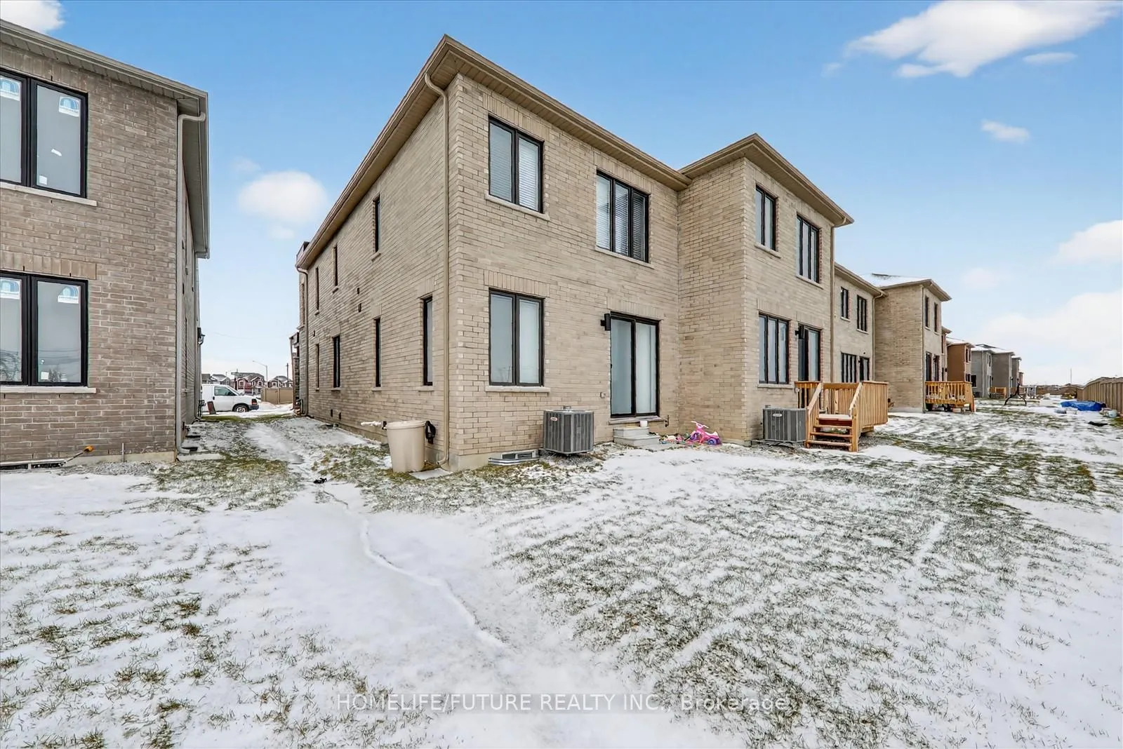 Photo 40 of 180 Mumbai Drive, Markham, Middlefield — HOMEH