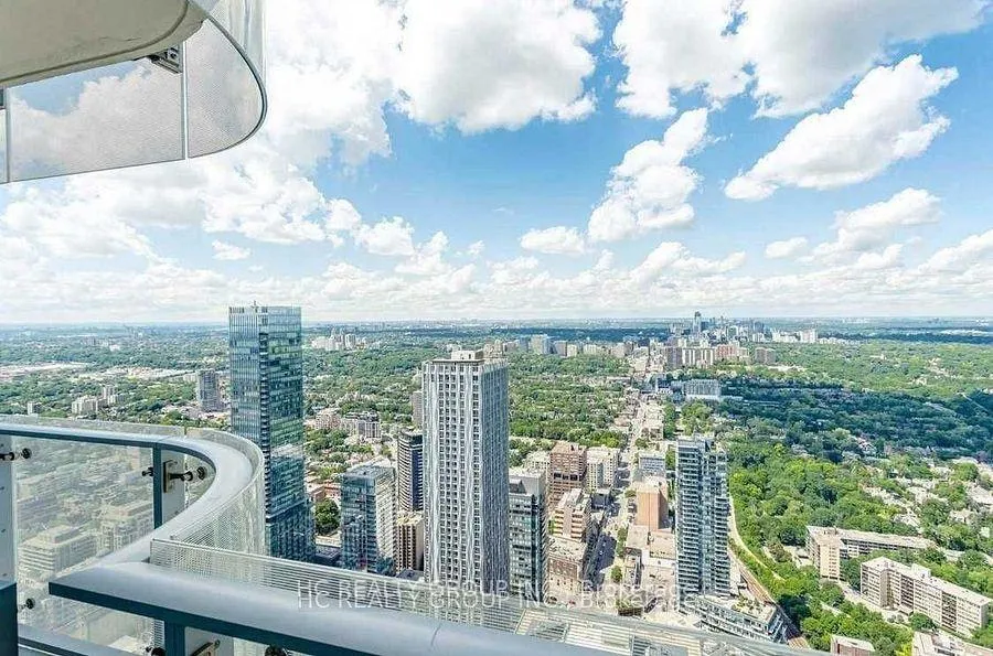 Photo 5 of Unit 5201, 1 Bloor Street E, Toronto, The Annex — HOMEH