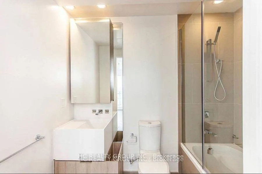 Photo 10 of Unit 5201, 1 Bloor Street E, Toronto, The Annex — HOMEH