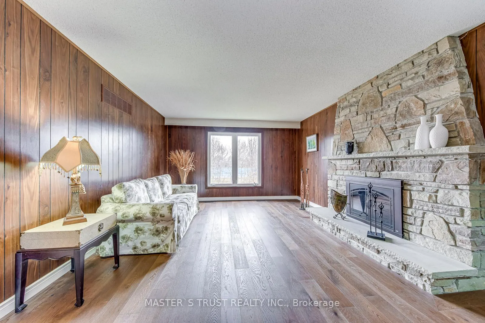 Photo 9 of 2591 Robin Drive, Mississauga, Sheridan — HOMEH