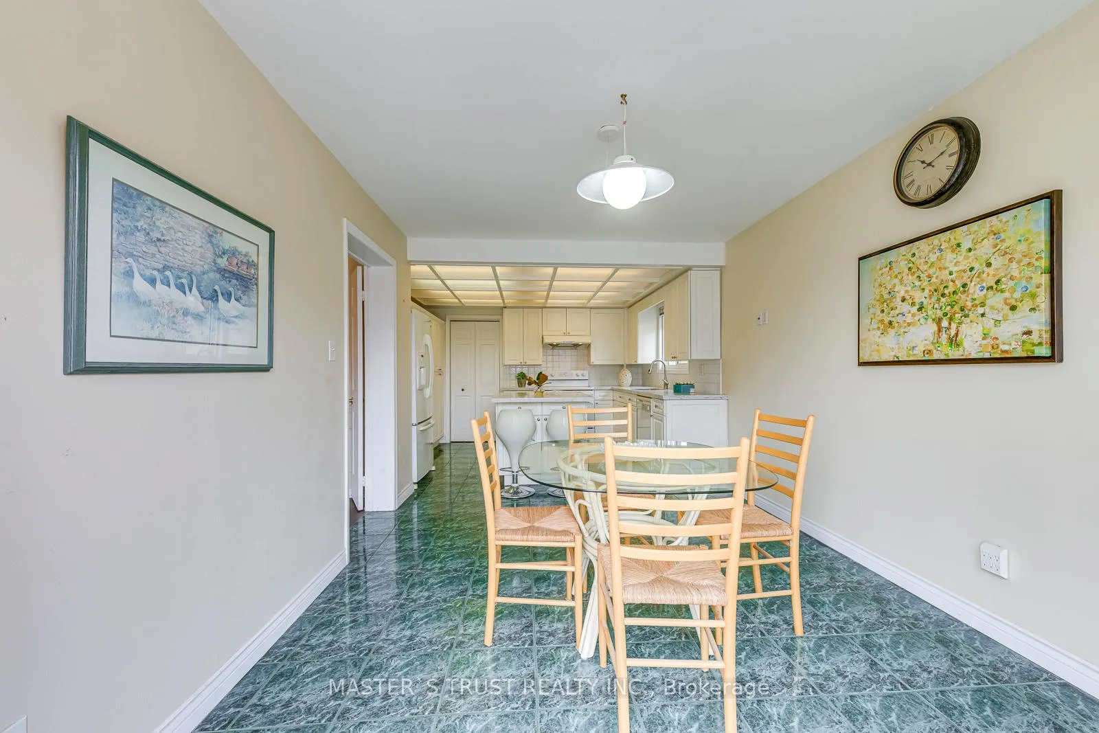 Photo 18 of 2591 Robin Drive, Mississauga, Sheridan — HOMEH