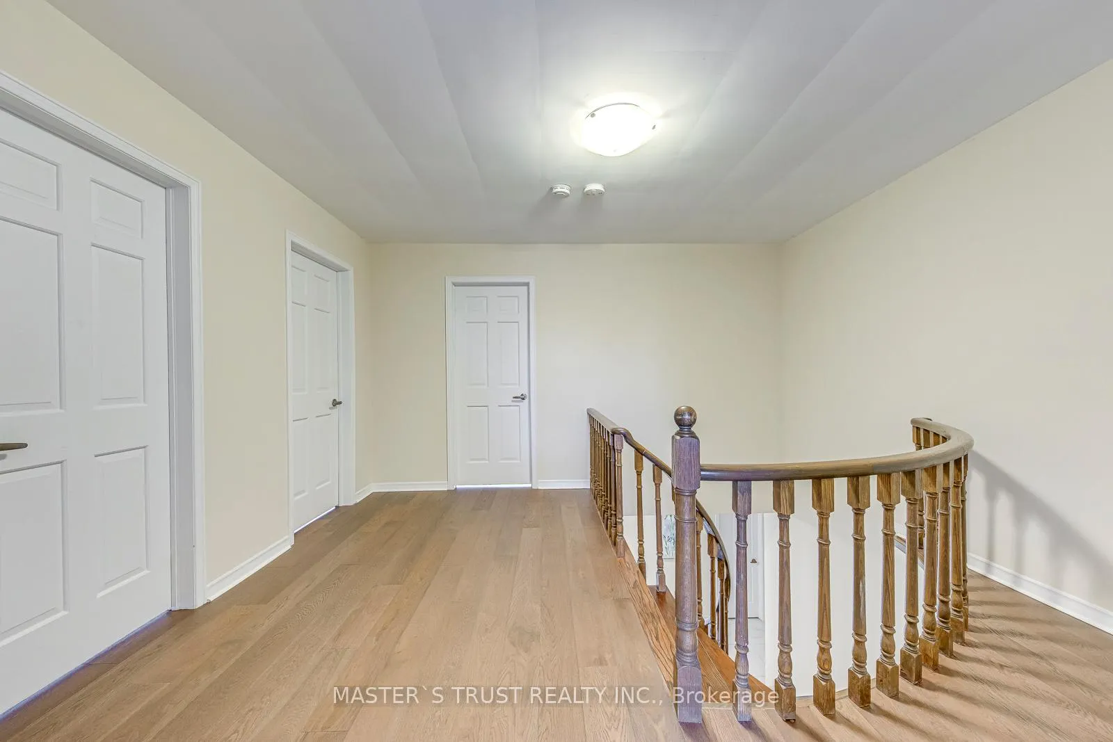 Photo 25 of 2591 Robin Drive, Mississauga, Sheridan — HOMEH
