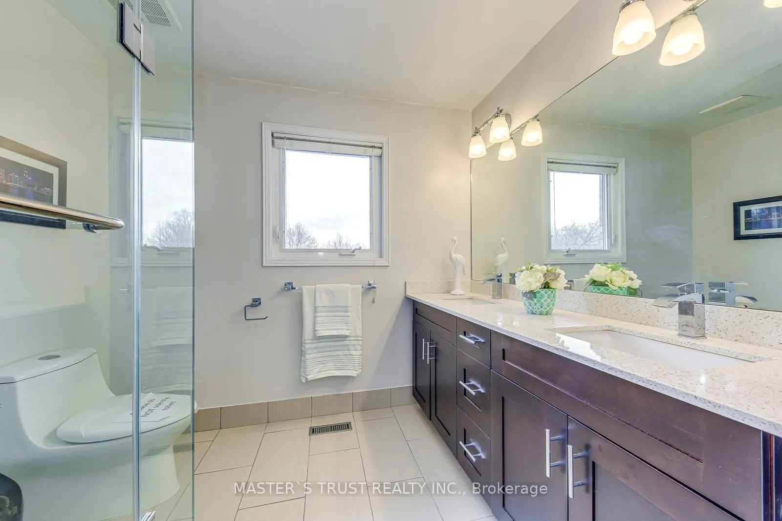 Photo 38 of 2591 Robin Drive, Mississauga, Sheridan — HOMEH
