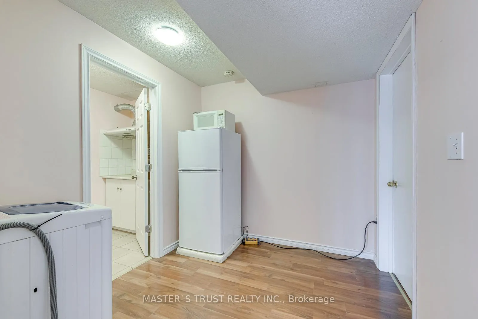 Photo 43 of 2591 Robin Drive, Mississauga, Sheridan — HOMEH