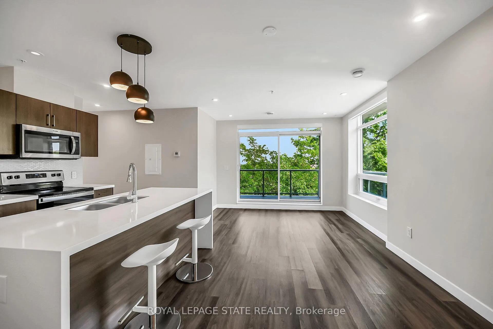 Photo 6 of Unit 307, 455 Charlton Avenue E, Hamilton, Stinson — HOMEH