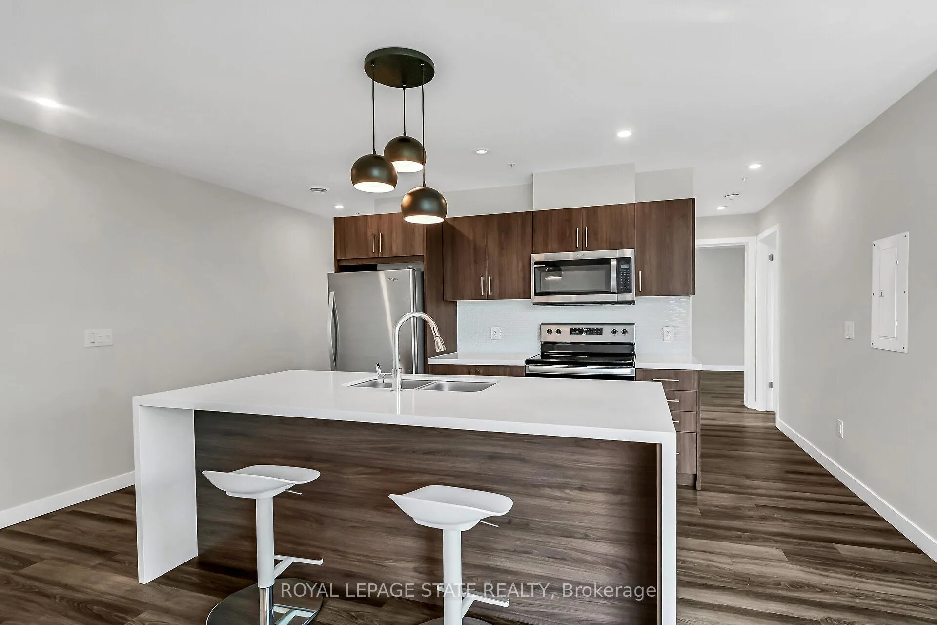 Photo 11 of Unit 307, 455 Charlton Avenue E, Hamilton, Stinson — HOMEH