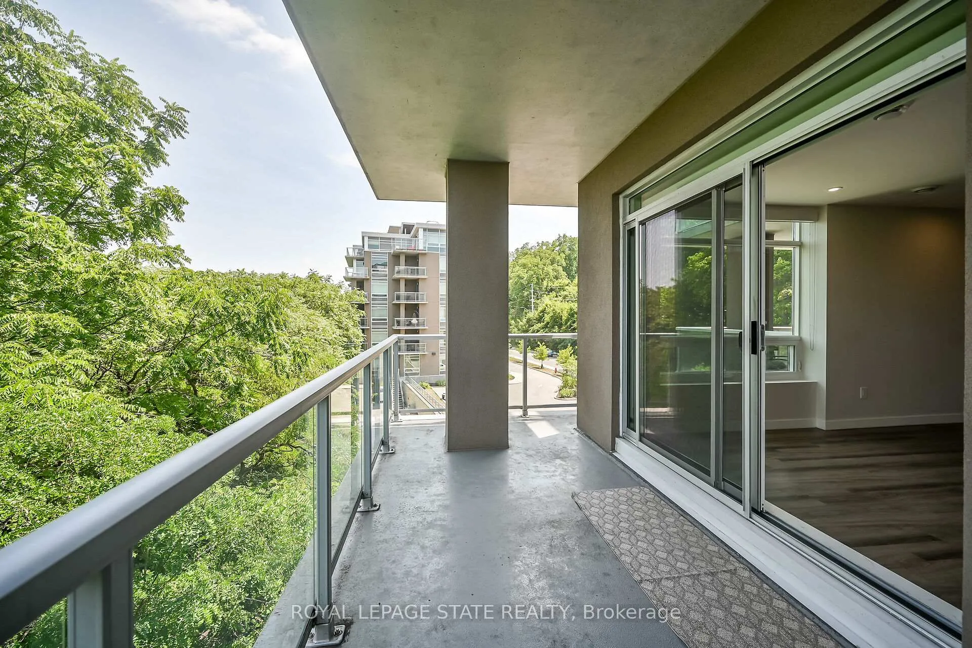 Photo 15 of Unit 307, 455 Charlton Avenue E, Hamilton, Stinson — HOMEH