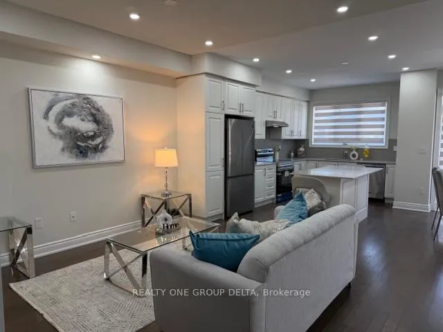 Photo 3 of 6 Quinton Ridge, Brampton, Bram West — HOMEH