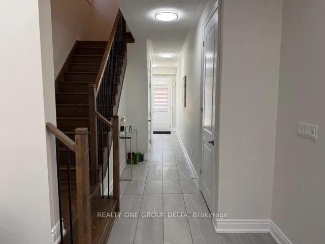 Photo 13 of 6 Quinton Ridge, Brampton, Bram West — HOMEH
