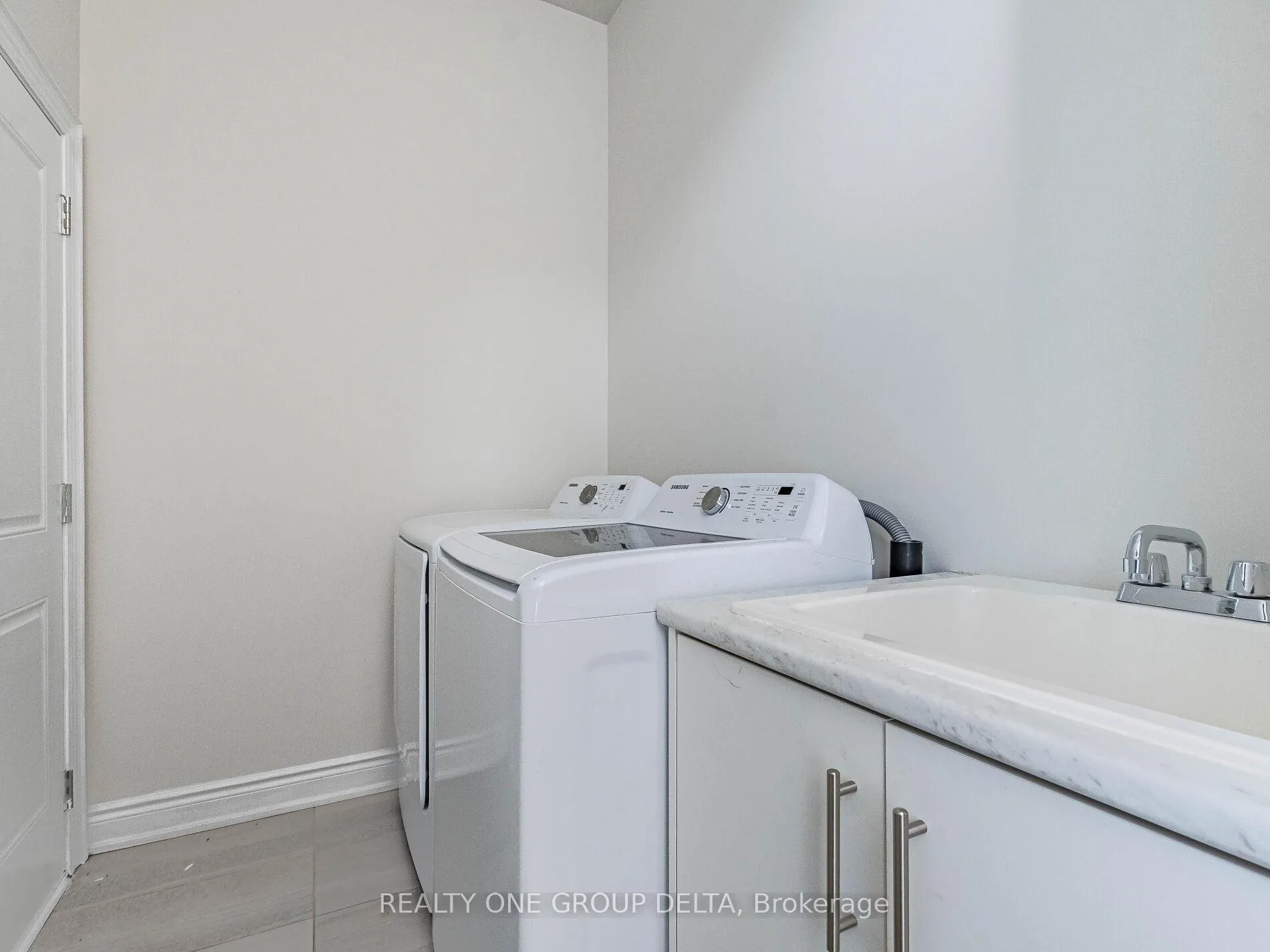 Photo 27 of 6 Quinton Ridge, Brampton, Bram West — HOMEH