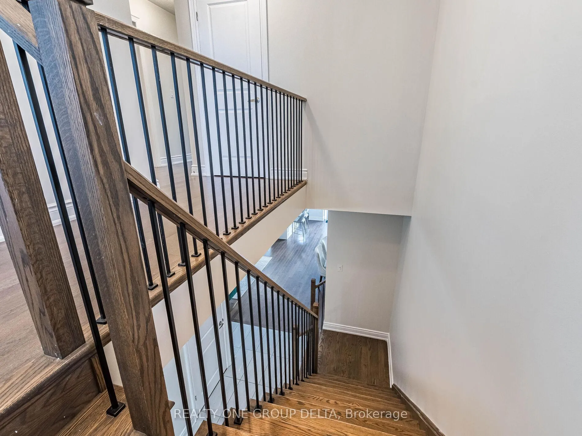 Photo 28 of 6 Quinton Ridge, Brampton, Bram West — HOMEH