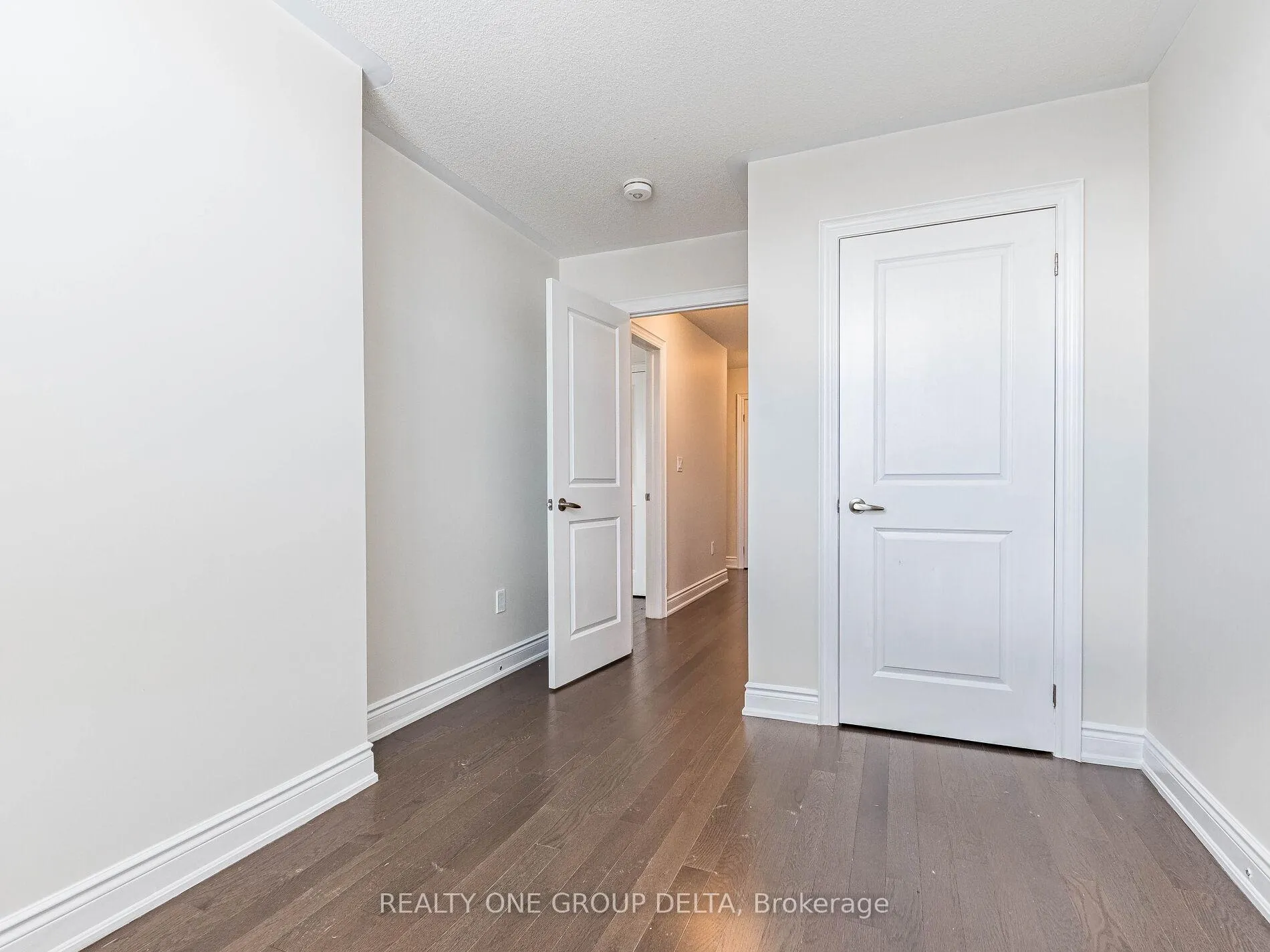 Photo 36 of 6 Quinton Ridge, Brampton, Bram West — HOMEH