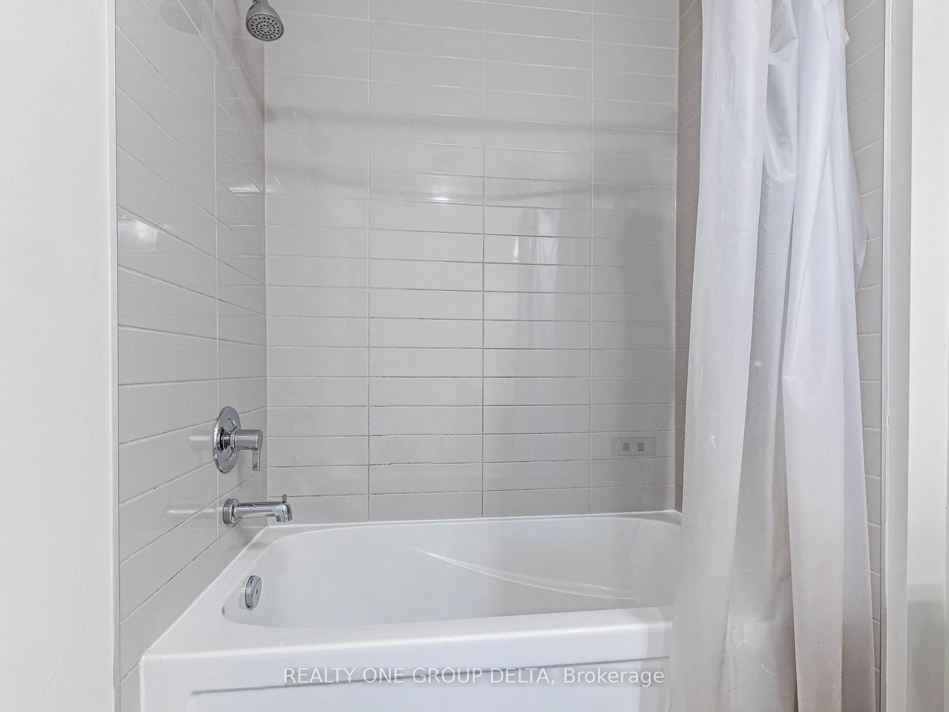 Photo 39 of 6 Quinton Ridge, Brampton, Bram West — HOMEH