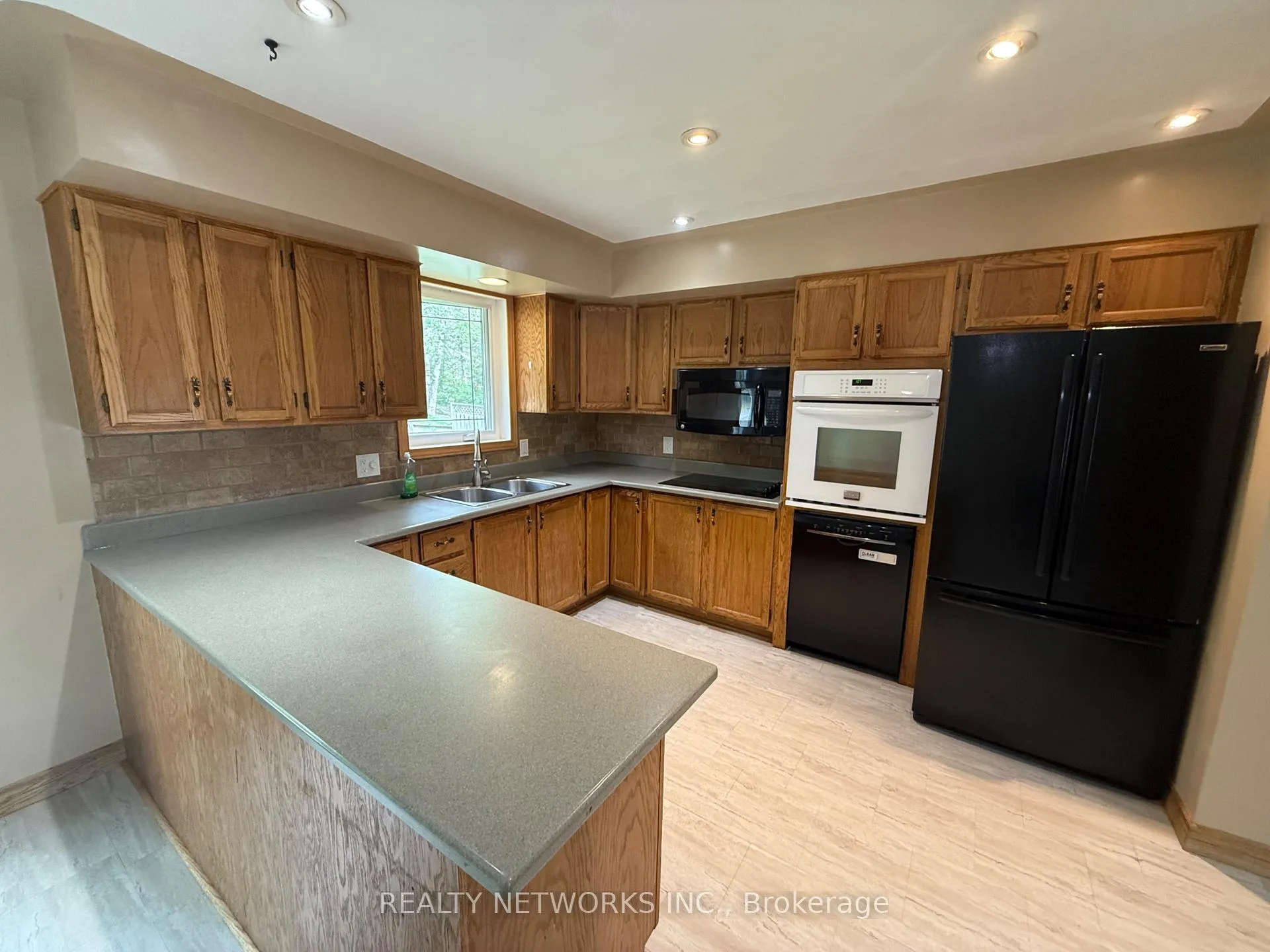 Photo 7 of 144 Renison Avenue, Timmins, Porcupine - West — HOMEH