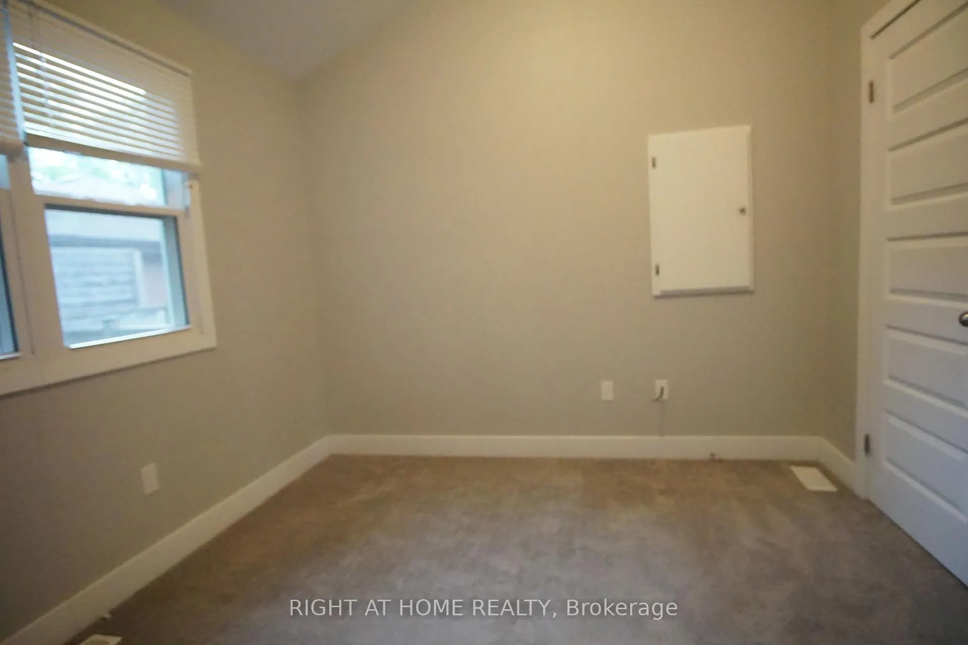 Photo 7 of Unit B, 371 Vesta Place, London, East A — HOMEH