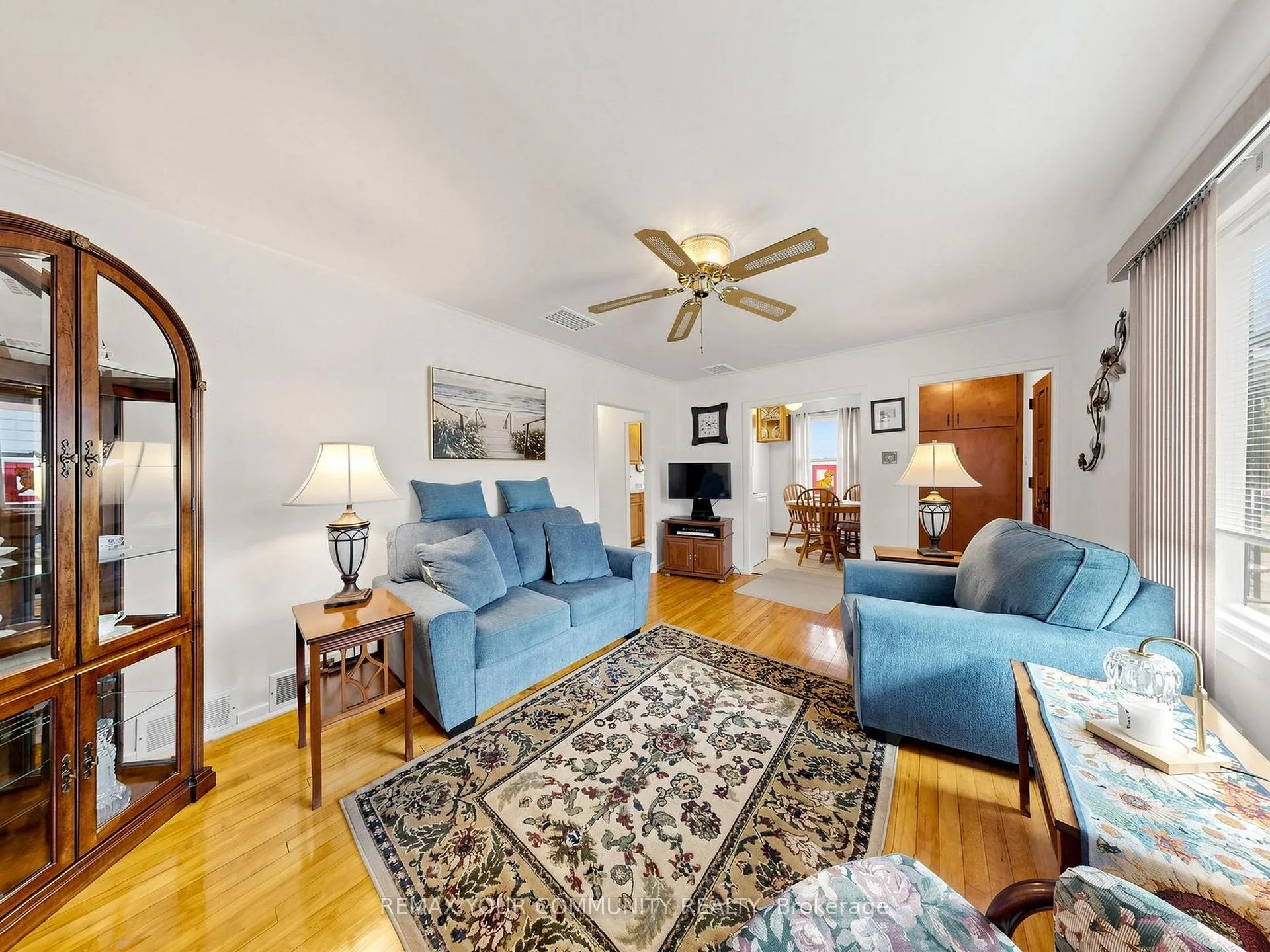 Photo 9 of 17 Colborne Street E, Kawartha Lakes, Lindsay — HOMEH