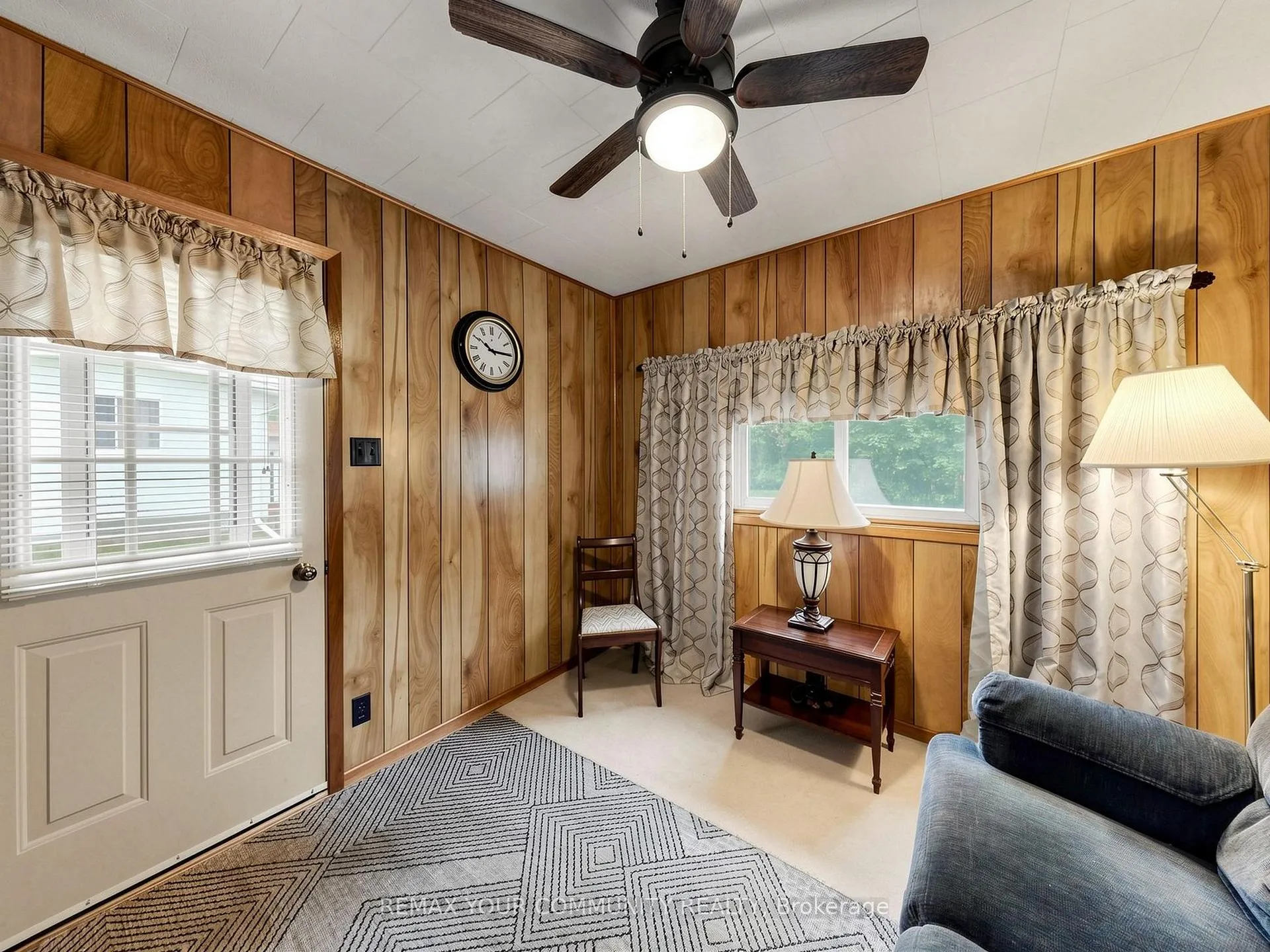 Photo 15 of 17 Colborne Street E, Kawartha Lakes, Lindsay — HOMEH