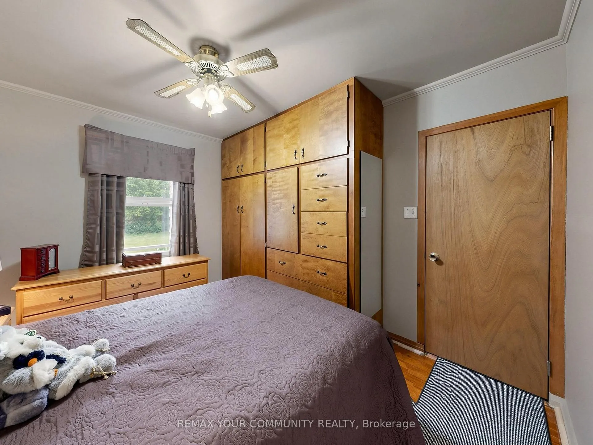 Photo 23 of 17 Colborne Street E, Kawartha Lakes, Lindsay — HOMEH
