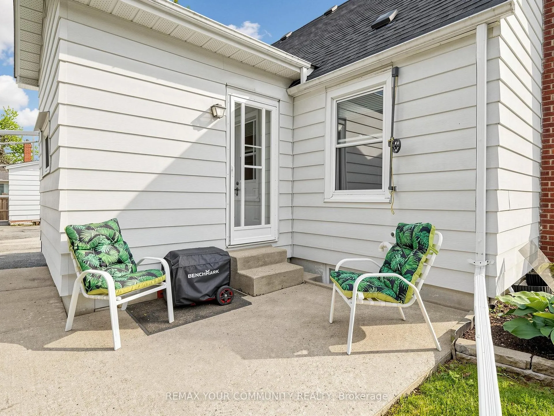 Photo 33 of 17 Colborne Street E, Kawartha Lakes, Lindsay — HOMEH