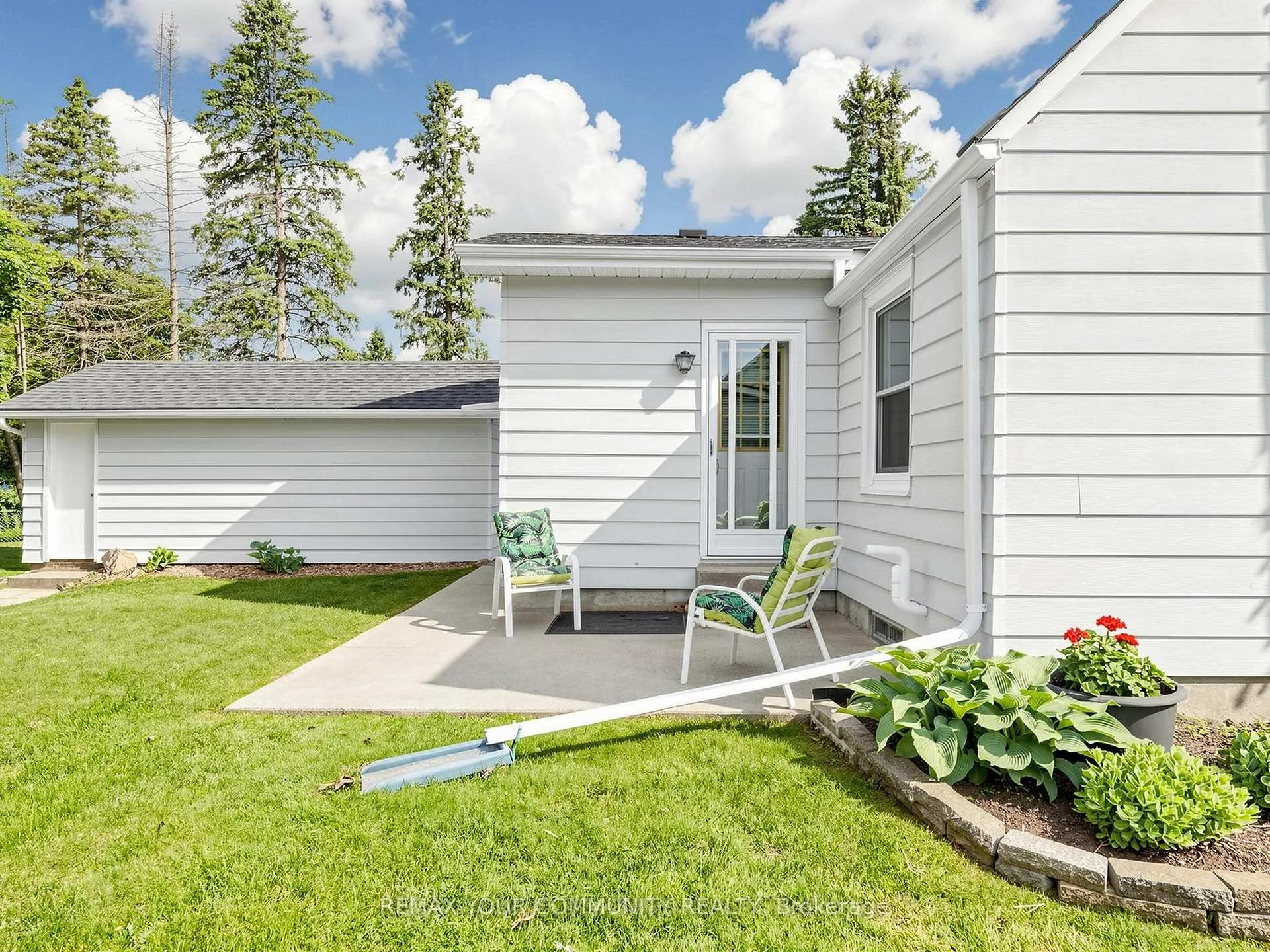 Photo 34 of 17 Colborne Street E, Kawartha Lakes, Lindsay — HOMEH