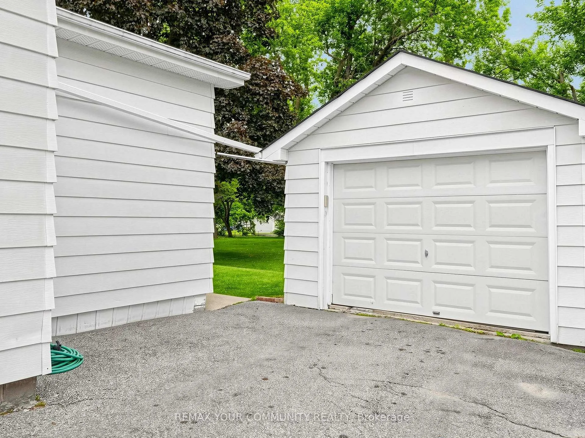 Photo 36 of 17 Colborne Street E, Kawartha Lakes, Lindsay — HOMEH